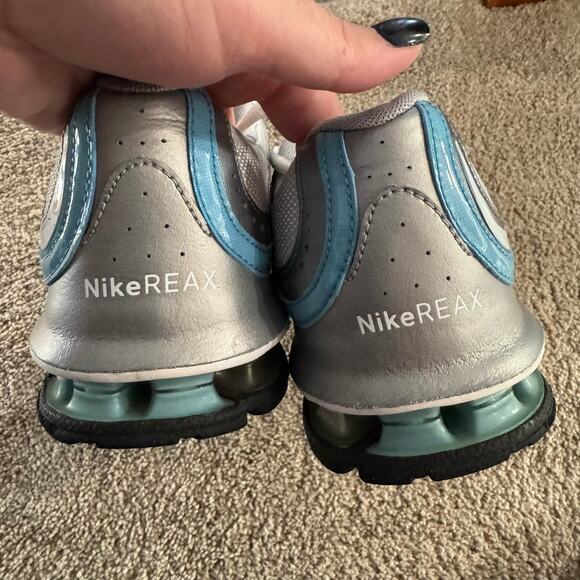 Nike Reax Run 5 Running Shoes Athletic Sneaker Women's Size 8.5 Gray Blue Silver - Picture 10 of 11